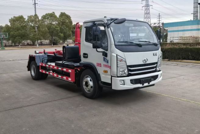 躍進(jìn)牌SH5127ZXXVZHEVWZ8型純電動(dòng)車廂可卸式垃圾車